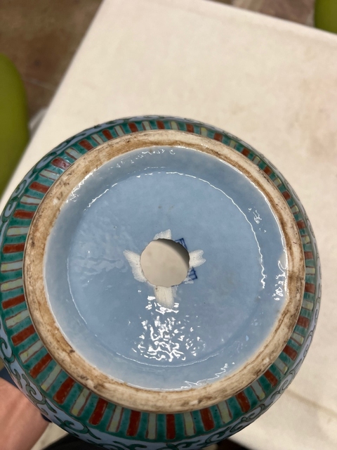 古玩陶瓷民國天青釉五彩鳩耳尊真品鑒賞圖