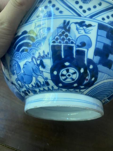 古玩陶瓷憑圖看清雍正青花八蠻進寶圖碗真品鑒賞圖