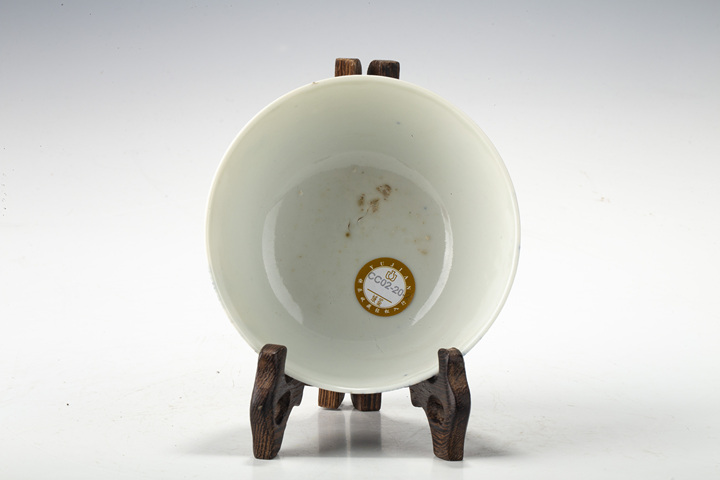 古玩陶瓷清晚·內(nèi)府款青花梅花壽字紋碗一對真品鑒賞圖