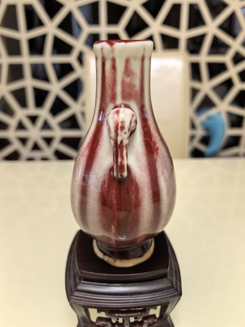 古玩陶瓷紅釉扁瓶真品鑒賞圖
