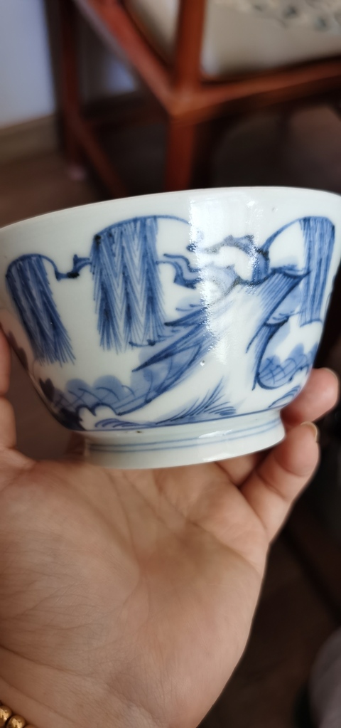 古玩陶瓷花卉紋青花杯真品鑒賞圖