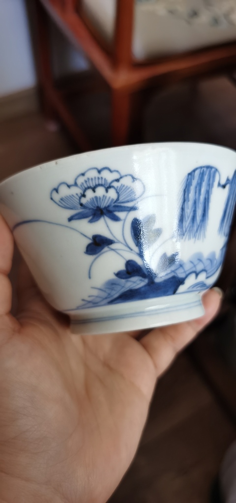 古玩陶瓷花卉紋青花杯真品鑒賞圖