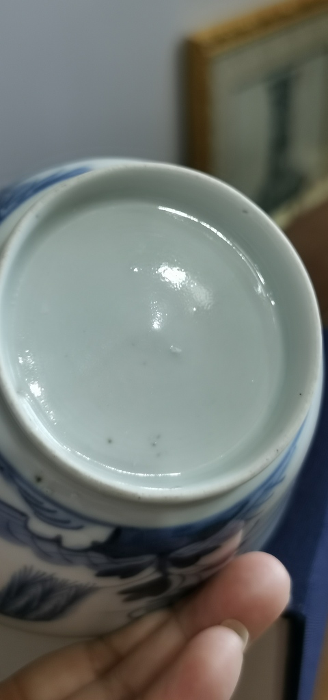 古玩陶瓷花卉紋青花杯真品鑒賞圖