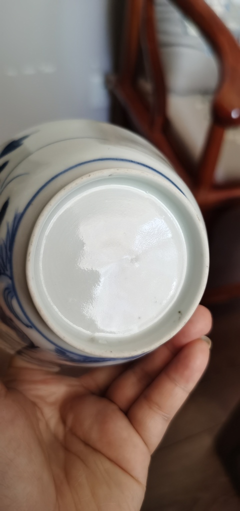 古玩陶瓷花卉紋青花杯真品鑒賞圖