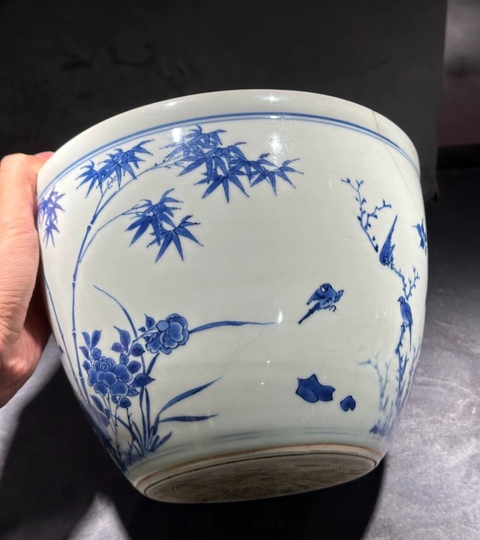 古玩陶瓷青花花鳥紋案缸真品鑒賞圖