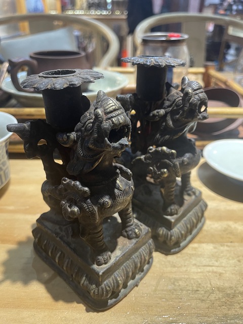 古玩銅器燭臺真品鑒賞圖