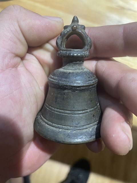 古玩銅器鈴鐺真品鑒賞圖