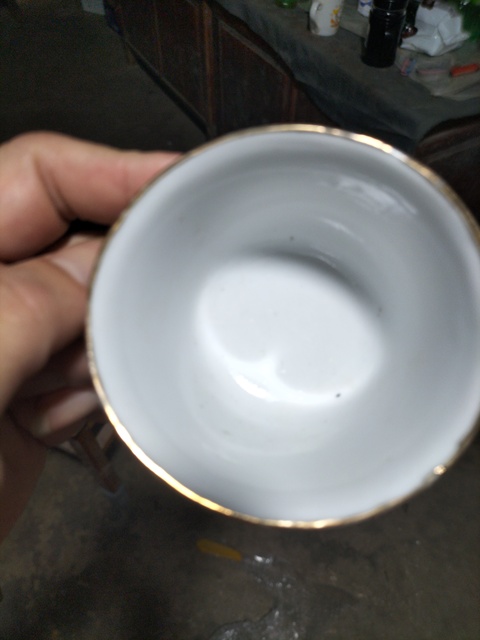 古玩陶瓷胭脂紅山水人物杯真品鑒賞圖
