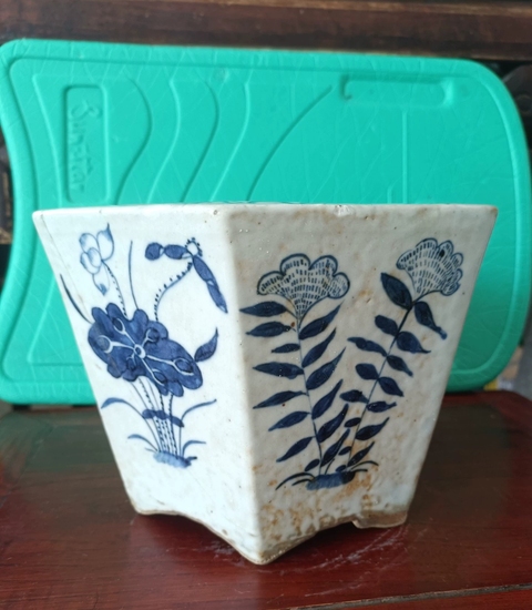 古玩陶瓷青花花卉紋六方花盆真品鑒賞圖