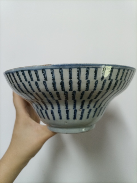 古玩陶瓷梵字紋青花碗真品鑒賞圖