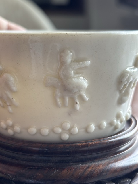 古玩陶瓷德化窯香爐真品鑒賞圖