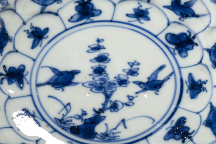 古玩陶瓷清康熙·青花喜鵲登梅圖花口杯碟
真品鑒賞圖
