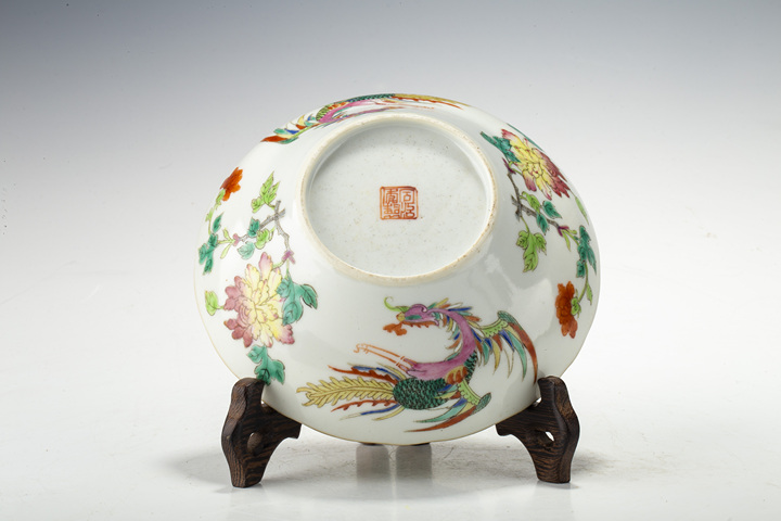 古玩陶瓷清同治·粉彩鳳凰牡丹紋花口馬蹄碗真品鑒賞圖