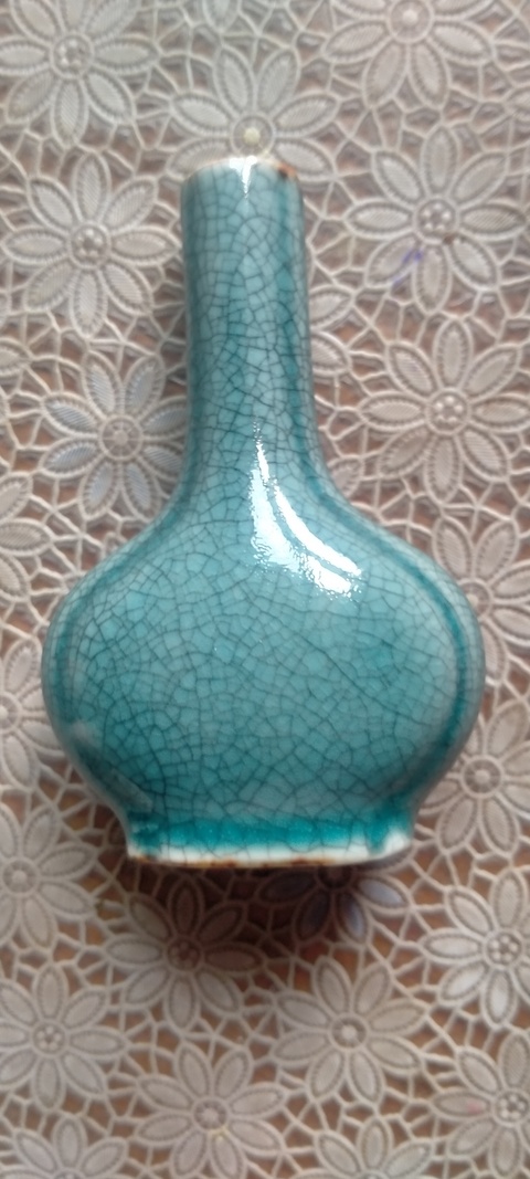 古玩陶瓷長頸瓶真品鑒賞圖
