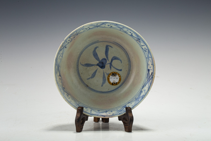 古玩陶瓷明早·青花花卉紋碗真品鑒賞圖