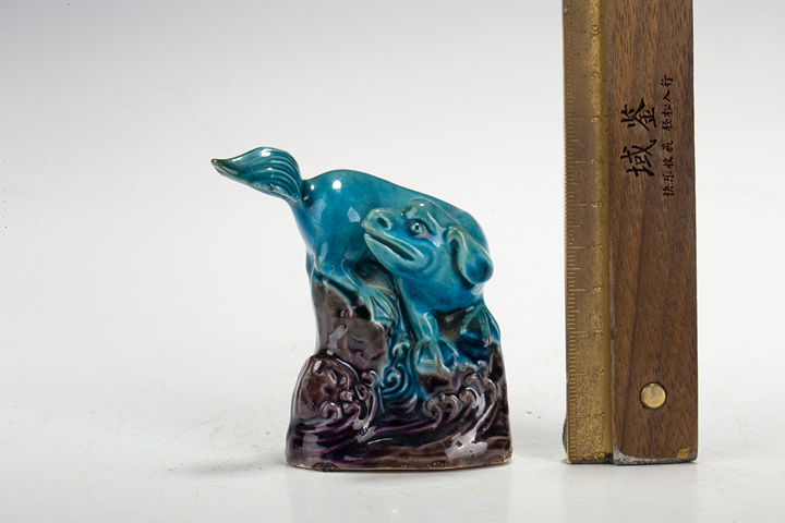 古玩陶瓷創(chuàng)匯·孔雀藍釉瑞獸瓷塑真品鑒賞圖