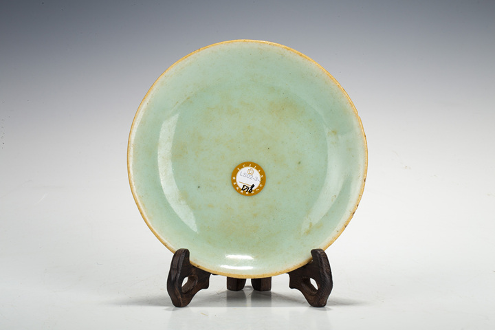 古玩陶瓷清道光·豆青釉碗、盤一組
真品鑒賞圖