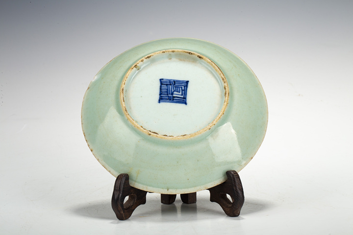 古玩陶瓷清道光·豆青釉碗、盤一組
真品鑒賞圖