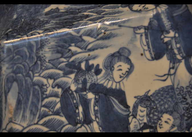 古玩陶瓷人物山水青花瓶真品鑒賞圖