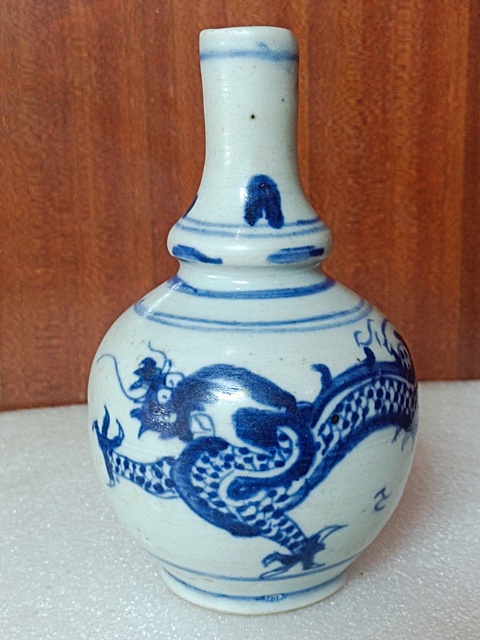 古玩陶瓷龍紋青花葫蘆瓶真品鑒賞圖