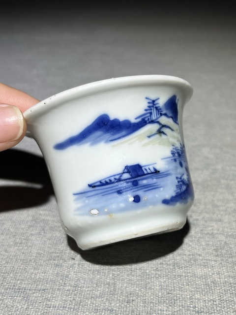 古玩陶瓷晚清青花釉里紅山水杯真品鑒賞圖