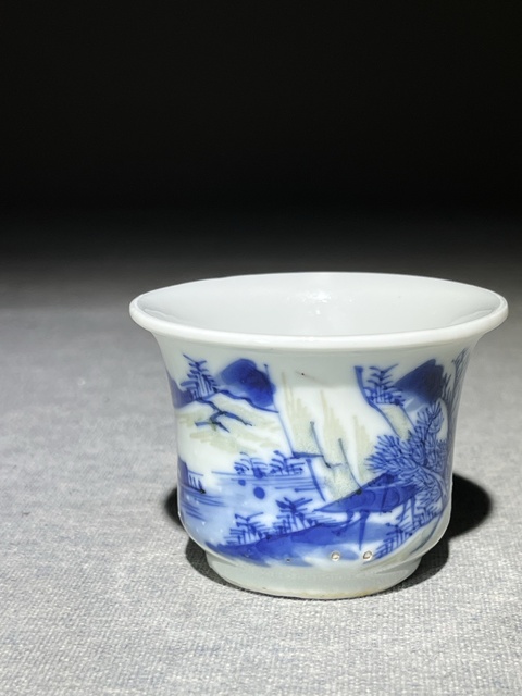 古玩陶瓷晚清青花釉里紅山水杯真品鑒賞圖
