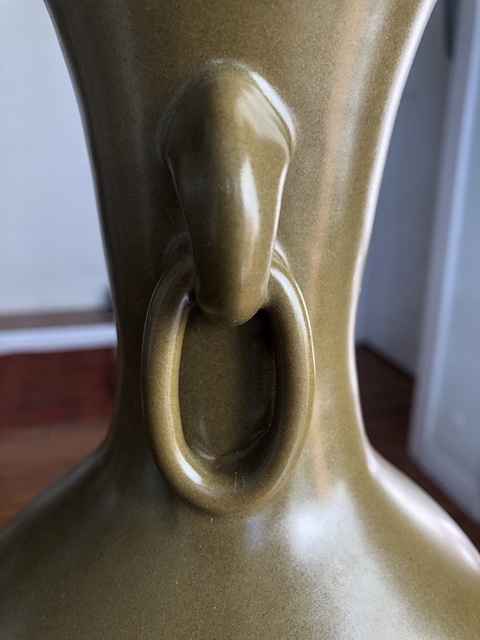 古玩陶瓷茶葉末釉雙環耳撇口瓶真品鑒賞圖