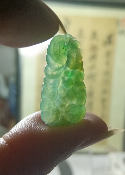 古玩玉器翡翠雕“福在眼前”掛件拍賣,當前價格500元