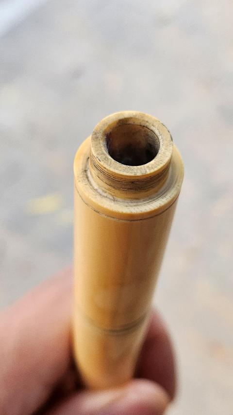 古玩雜項猛犸牙筆桿或香筒真品鑒賞圖