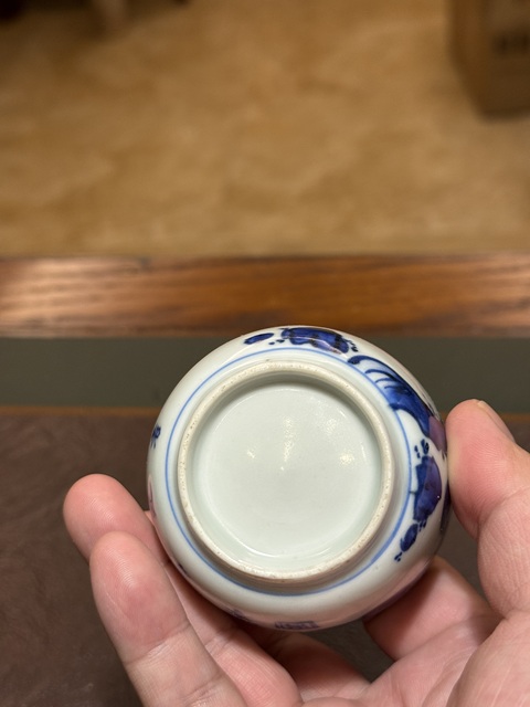 古玩陶瓷日本江戶青花杯真品鑒賞圖