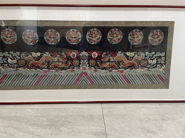 古玩雜項龍紋刺繡真品鑒賞圖