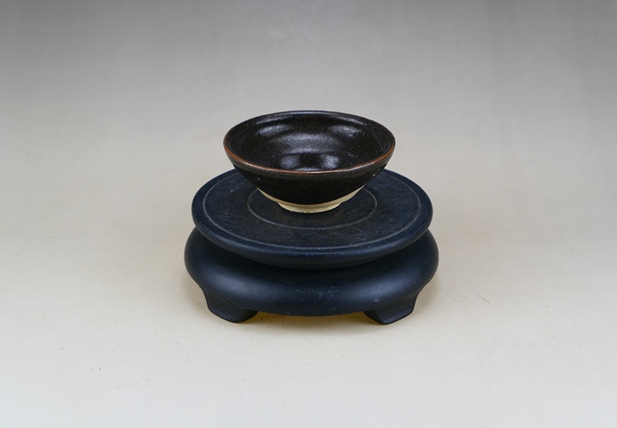 古玩陶瓷南宋.吉州窯黑釉茶盞(高級茶器)拍賣,當前價格2元