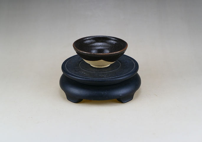 古玩陶瓷南宋.吉州窯黑釉茶盞(高級茶器)拍賣,當前價格2元