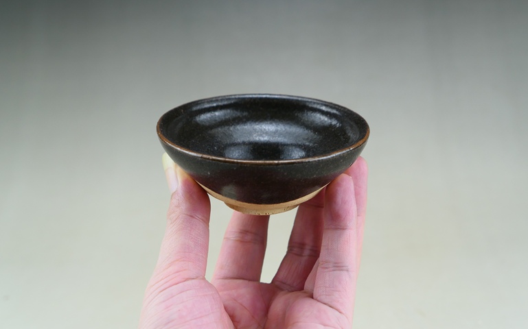 古玩陶瓷南宋.吉州窯黑釉茶盞(高級茶器)拍賣,當前價格2元