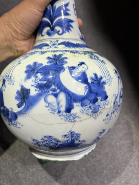 古玩陶瓷崇禎·青花竹林七賢紋長頸瓶 真品鑒賞圖