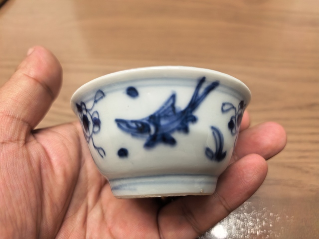 古玩陶瓷康熙青花魚藻紋杯真品鑒賞圖