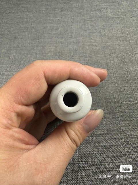 古玩陶瓷粉彩人物故事紋鼻煙壺真品鑒賞圖