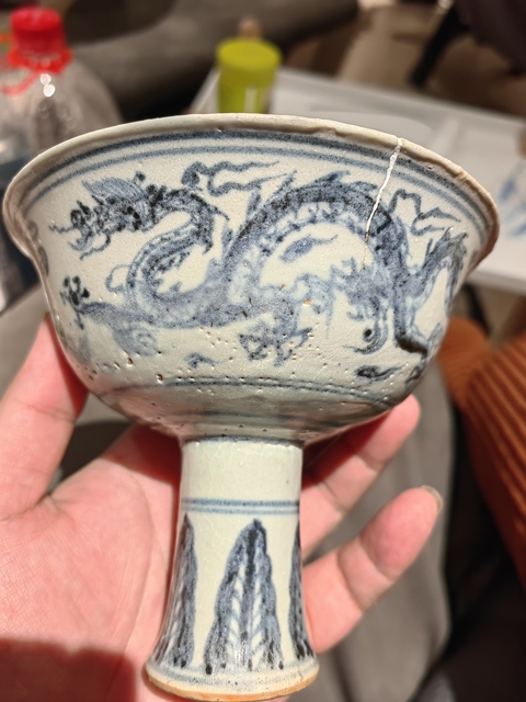 古玩陶瓷龍紋青花高足杯真品鑒賞圖