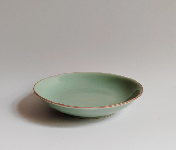 古玩陶瓷豆青釉盤真品鑒賞圖