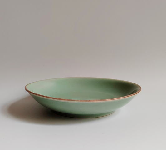 古玩陶瓷豆青釉盤真品鑒賞圖