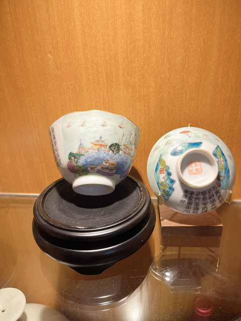 古玩陶瓷粉彩蓋杯真品鑒賞圖