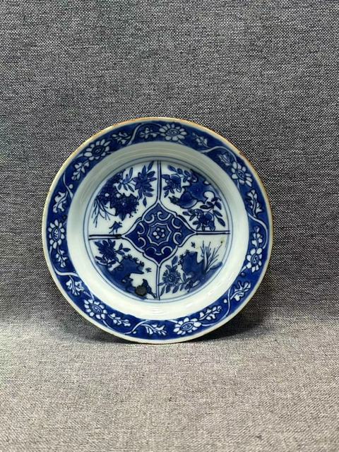 古玩陶瓷花卉紋青花盤真品鑒賞圖