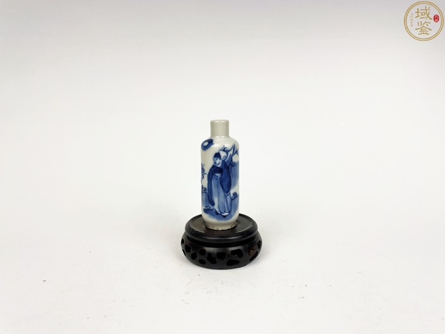 古玩陶瓷清晚期青花人物鼻煙壺真品鑒賞圖