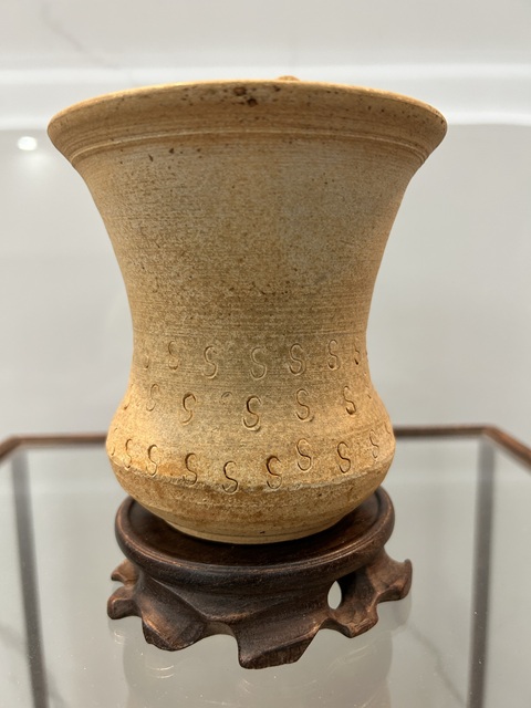 古玩陶瓷原始青瓷渣斗真品鑒賞圖