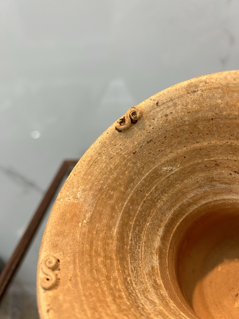 古玩陶瓷原始青瓷渣斗真品鑒賞圖