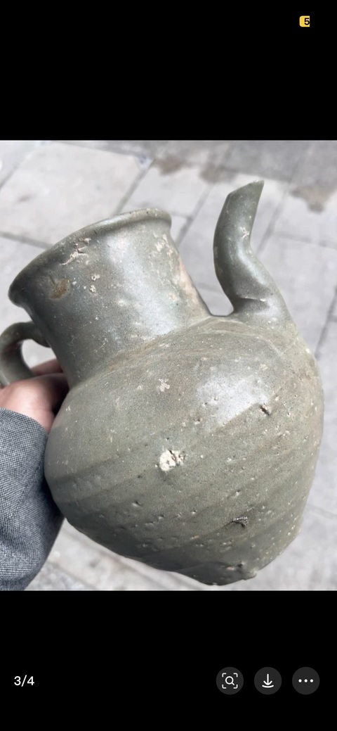 古玩陶瓷越窯系青瓷執壺真品鑒賞圖