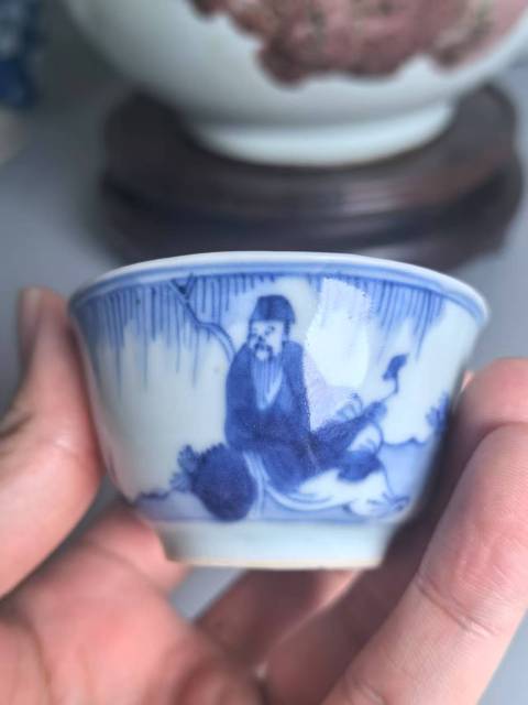古玩陶瓷青花杯真品鑒賞圖
