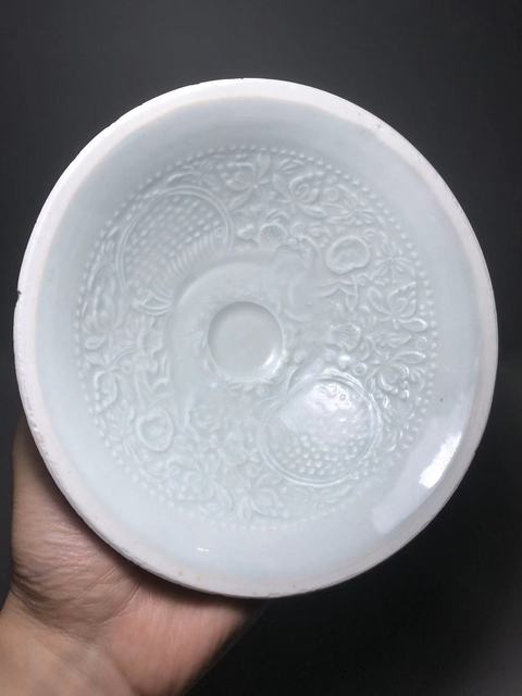 古玩陶瓷青白釉娃娃碗真品鑒賞圖