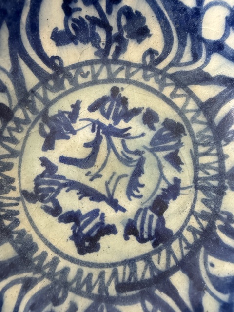 古玩陶瓷青花花卉紋碗真品鑒賞圖