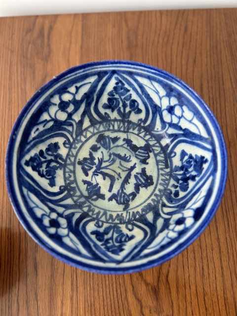 古玩陶瓷青花花卉紋碗真品鑒賞圖
